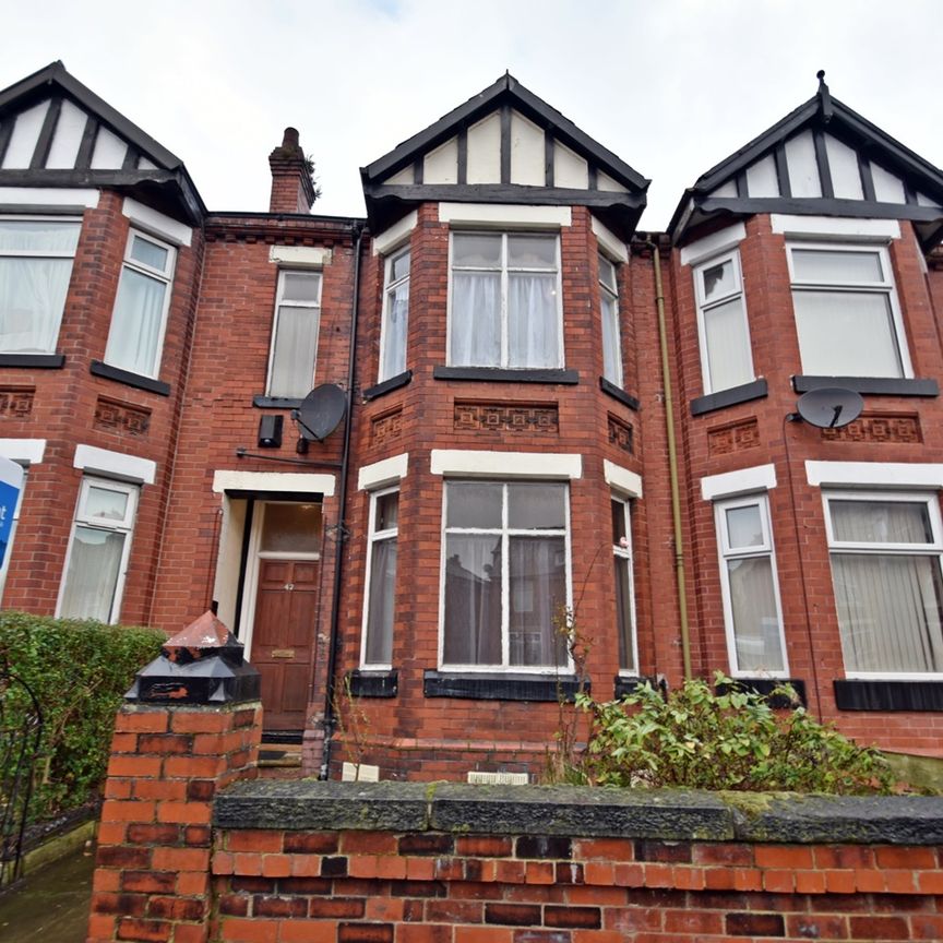 5 Bed Terraced House, Daisy Bank Road, M14 - Photo 1