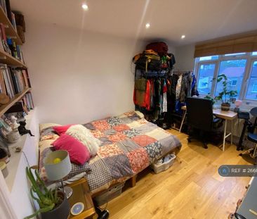 4 bedroom terraced house to rent - Photo 4