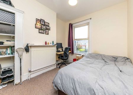 Ravenswood Road, SW12 9PJ, London - Photo 2