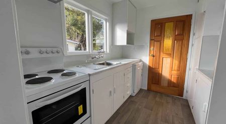 Flexible term 3 Bedroom near the beach - Photo 5