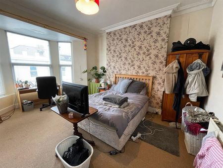 Hill Park Crescent, Plymouth - Photo 3