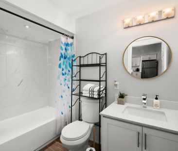 For Lease - 47 Burlington Street, Hamilton, Ontario - Photo 6