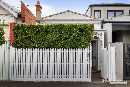 17 Moore Street, South Yarra VIC 3141 - House For Rent | Domain - Photo 2