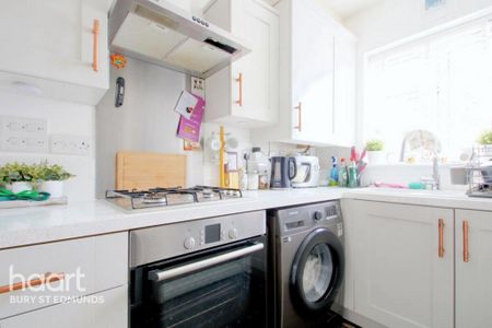 2 bedroom terraced house to rent - Photo 5