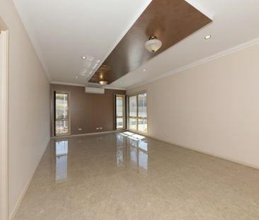 Charming Home in Prestigious O'Malley - Photo 3