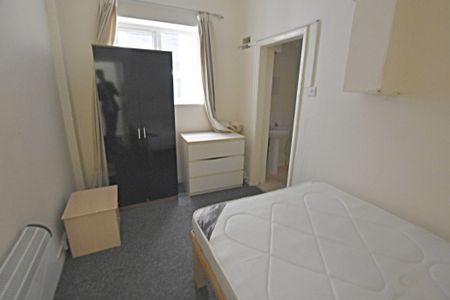 1 Bedroom Flat - Photo 5