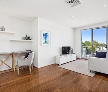 BRIGHT & AIRY MODERN 2 BEDROOM UNIT - Photo 1