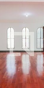 Casa para alugar com 282m², 4 quartos e 2 vagas - Photo 1