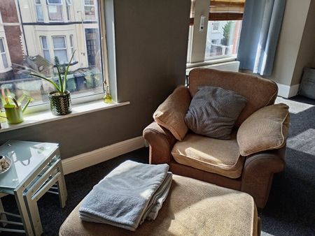 Room in a Shared House, Egerton Street, CH45 - Photo 5