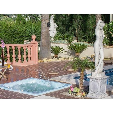 8 bedroom luxury Villa for rent in Marbella, Spain - Photo 4