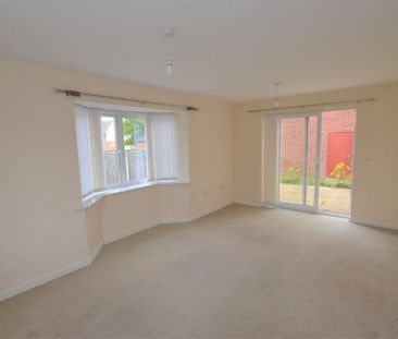 Gaywood, King's Lynn, PE30 4BU - Photo 1