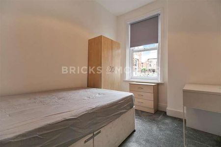 Biddlestone Road, Heaton, Newcastle Upon Tyne, NE6 - Photo 2