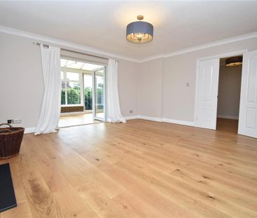 4 bedroom detached house to rent - Photo 3