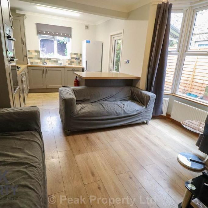 1 bedroom in a house share to rent - Photo 1