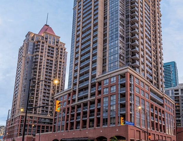 1 Bedroom Condominium For Rent - Photo 1