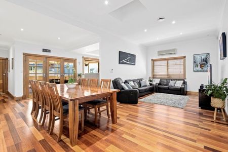 Inner City Oasis - Photo 4