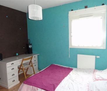 Location Appartement 4 pièces 84m² LE CREUSOT 71200 - Photo 3