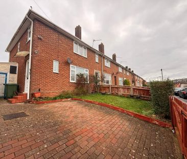 Palm Road, Southampton - Photo 1