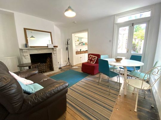 St Johns Lane, Canterbury - Photo 1