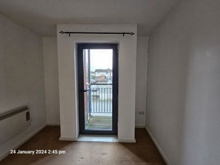 2 Bed Flat, Ordsall Lane, M5 - Photo 3