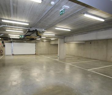 MODERN APPARTEMENT MET GROOT DAKTERRAS EN GARAGE - Photo 4