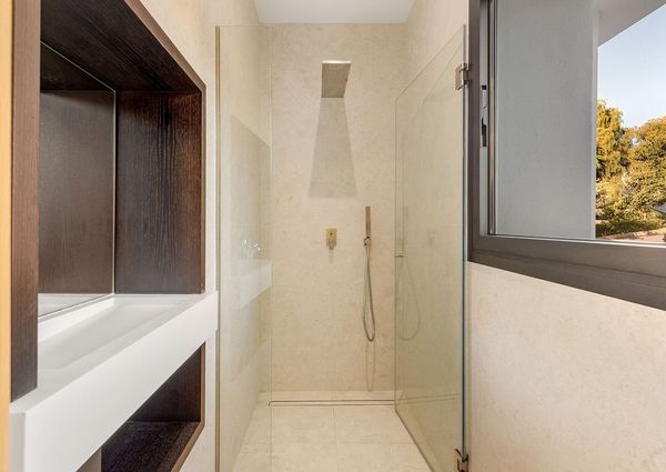 8 bedroom luxury Villa for rent in Benahavís, Spain