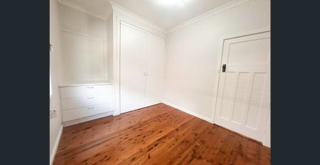 Cozy Home in Shoal Bay! - Photo 3