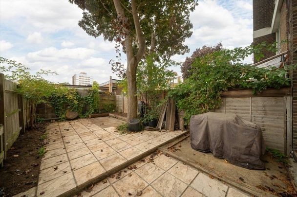 Pownall Road, Broadway Market, E8 - Photo 1