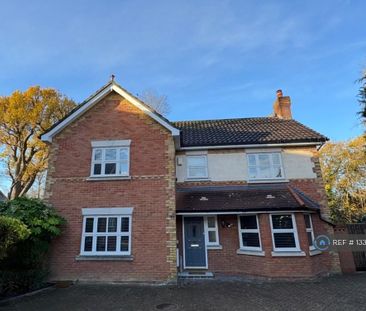 4 bedroom detached house to rent - Photo 6