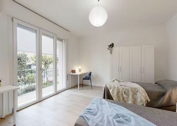 Via Armistizio, Padova, Veneto 35142