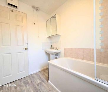 Leigh Hunt Drive, Southgate, N14 - Photo 6