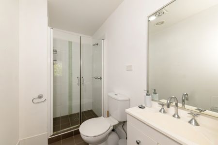 Stylish Inner North Living � Furnished - Photo 4
