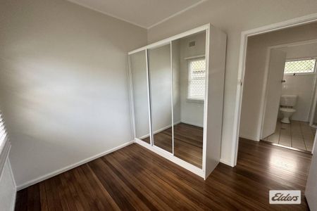 Light and airy 3 bedda, Walk to Hospital. - Photo 5