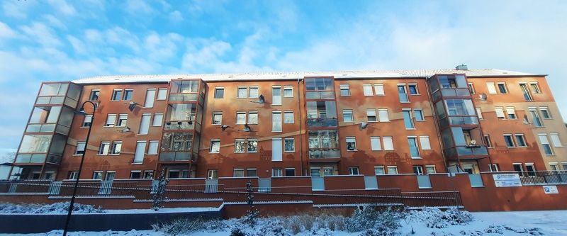 Familienfreundliche 4-Zimmer-Wohnung mit Balkon - Foto 1