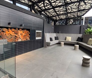 North Melbourne - Photo 5