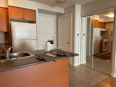 For Lease - 3880 Duke Of York Boulevard Unit# 718, Mississauga, Ontario - Photo 2
