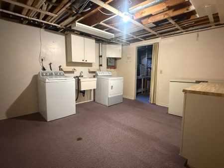 For Lease - 2098 Fillmore Crescent, Beacon Hill North - South and Area, Ontario - Photo 4