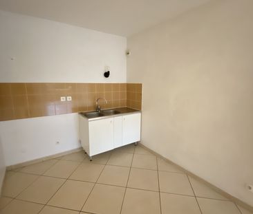 Appartement 2 Pièces + cave + parking sous-sol - Photo 6