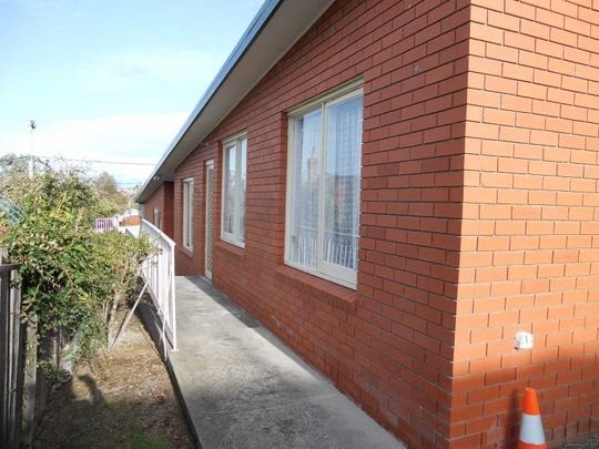 Neat and tidy unit in Glenorchy - Photo 1