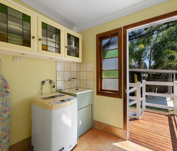 Relaxed Lakeside Living in Beautiful Boreen Point - Photo 4