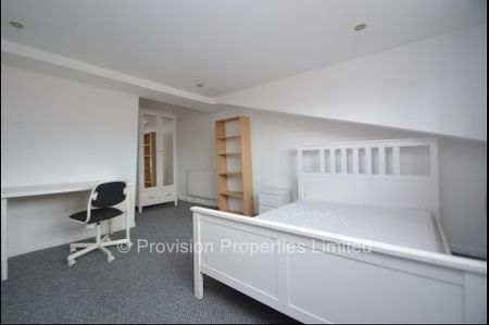 6 Bed Student Properties Leeds - Photo 5