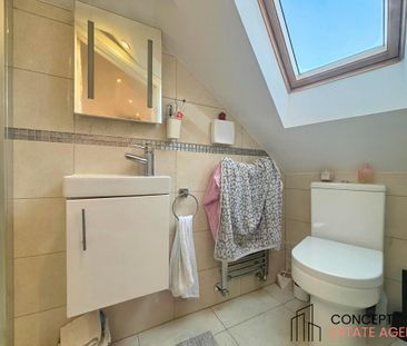 4 bedroom terraced house to rent - Photo 6