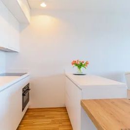 All inclusive mit Riesenbalkon!!! Strom, Heizung, Fitnessraum, Internet + TV und Concierge inklusive! - Foto 2