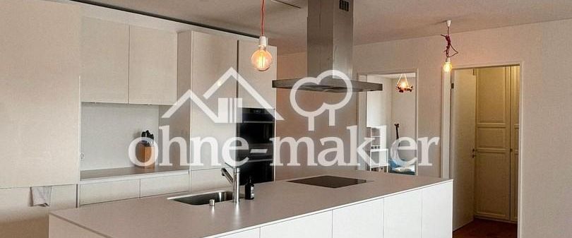 Exclusive Wohnung 2,5 Zimmer und Balkon Einbauküche - Foto 1