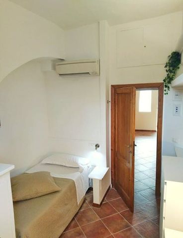 Via Della Fonderia, Florence, Tuscany 50142 - Photo 4