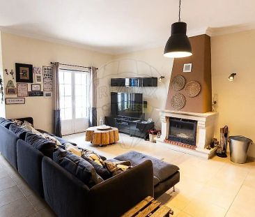 House T4 in Mafra, Mafra - Photo 3