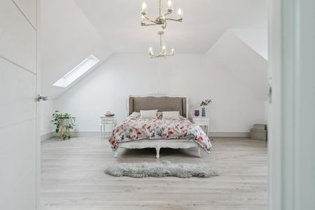 6 bedroom detached house to rent - Photo 2