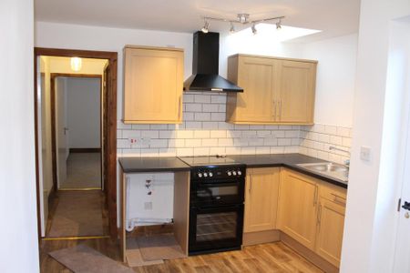 1 bedroom flat to rent - Photo 3
