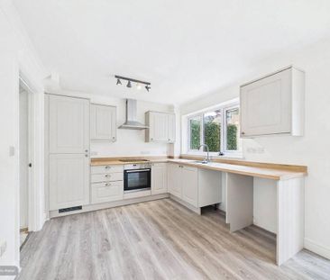 3 bedroom terraced house to rent - Photo 6
