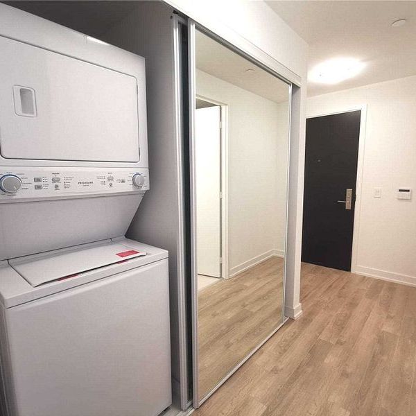 For Lease - 158 Front Street Unit# 201, Toronto, Ontario - Photo 1